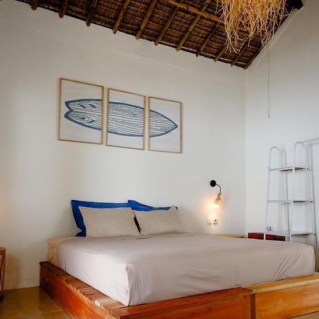 Surf Shack Grupuk Hotel Bumbang Exterior foto