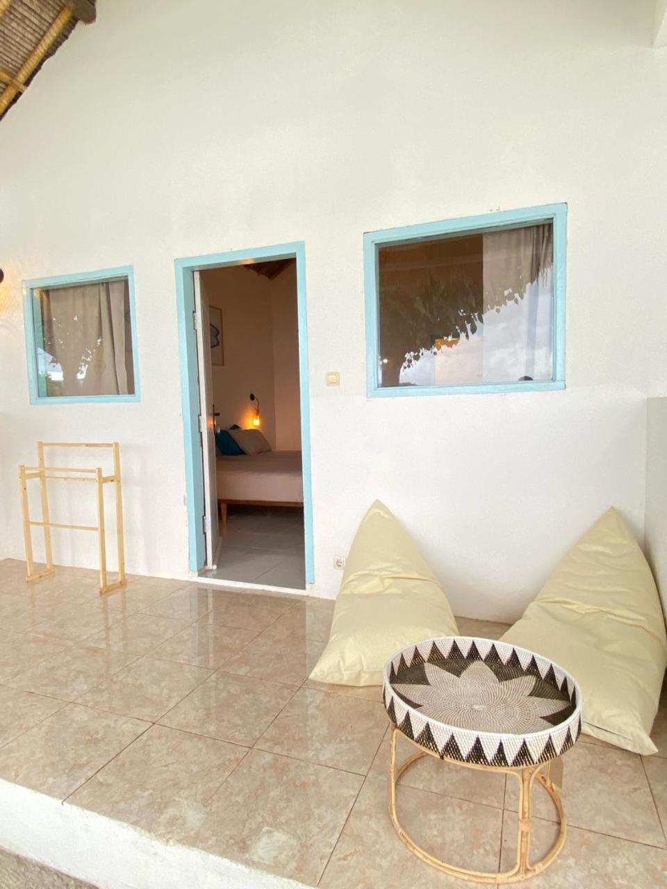 Surf Shack Grupuk Hotel Bumbang Exterior foto