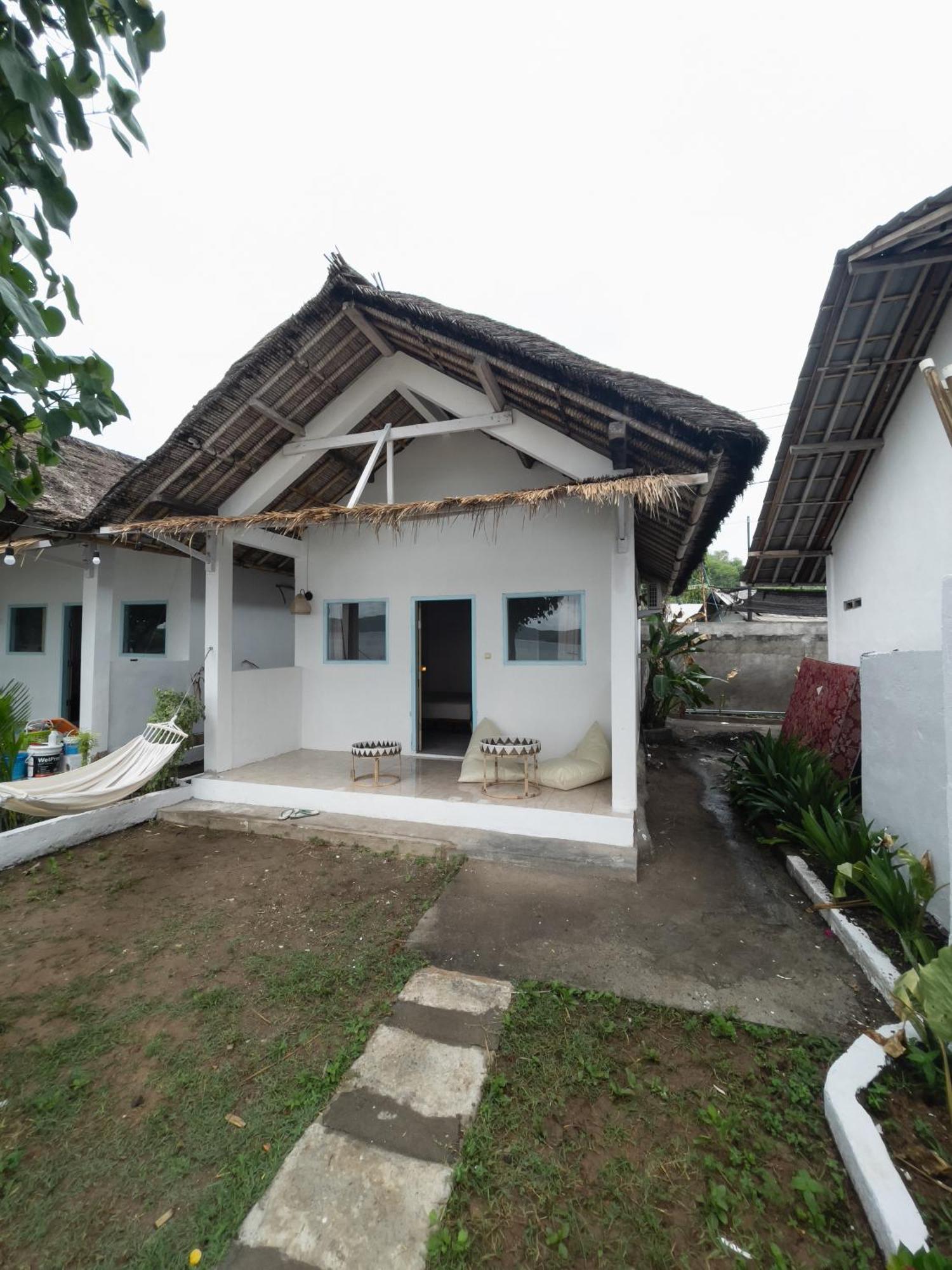 Surf Shack Grupuk Hotel Bumbang Exterior foto